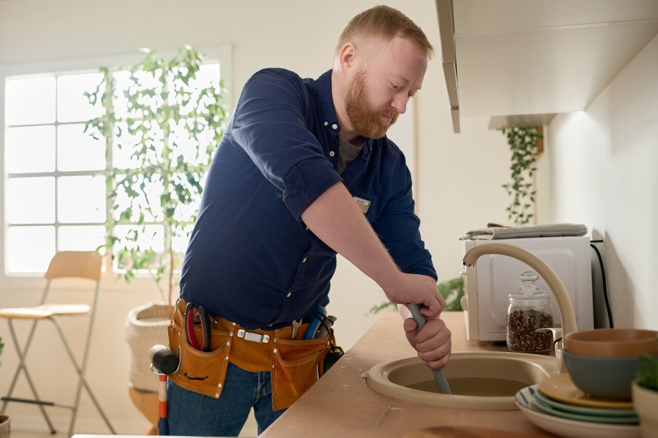 DIY vs Professional: The Best Approach to Drain Cleaning in Seattle