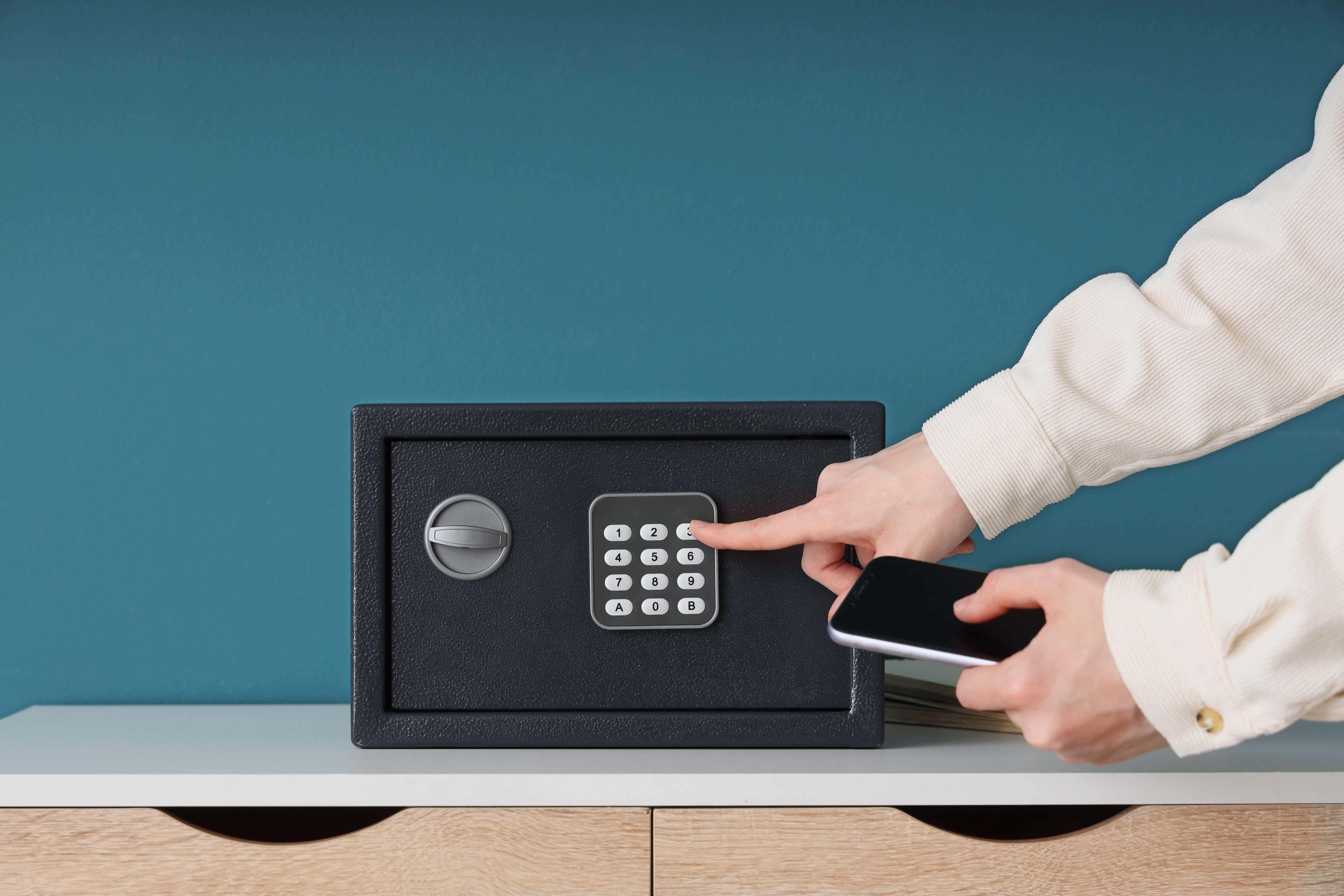 Smart Safe Technology and the Future of Home Security