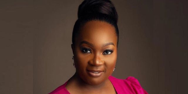 Photo portrait of Caroline Obeahon, a globally recognized Project Program Manager and healthcare strategist