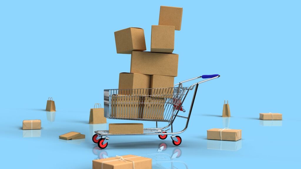 DHL vs specialised ecommerce logistics solutions: what is the difference?