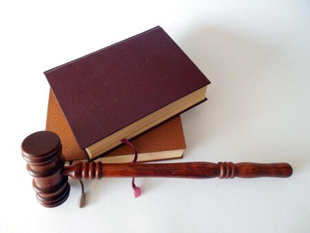 How to Choose the Right Insurance Law Lawyer for Your Case. 