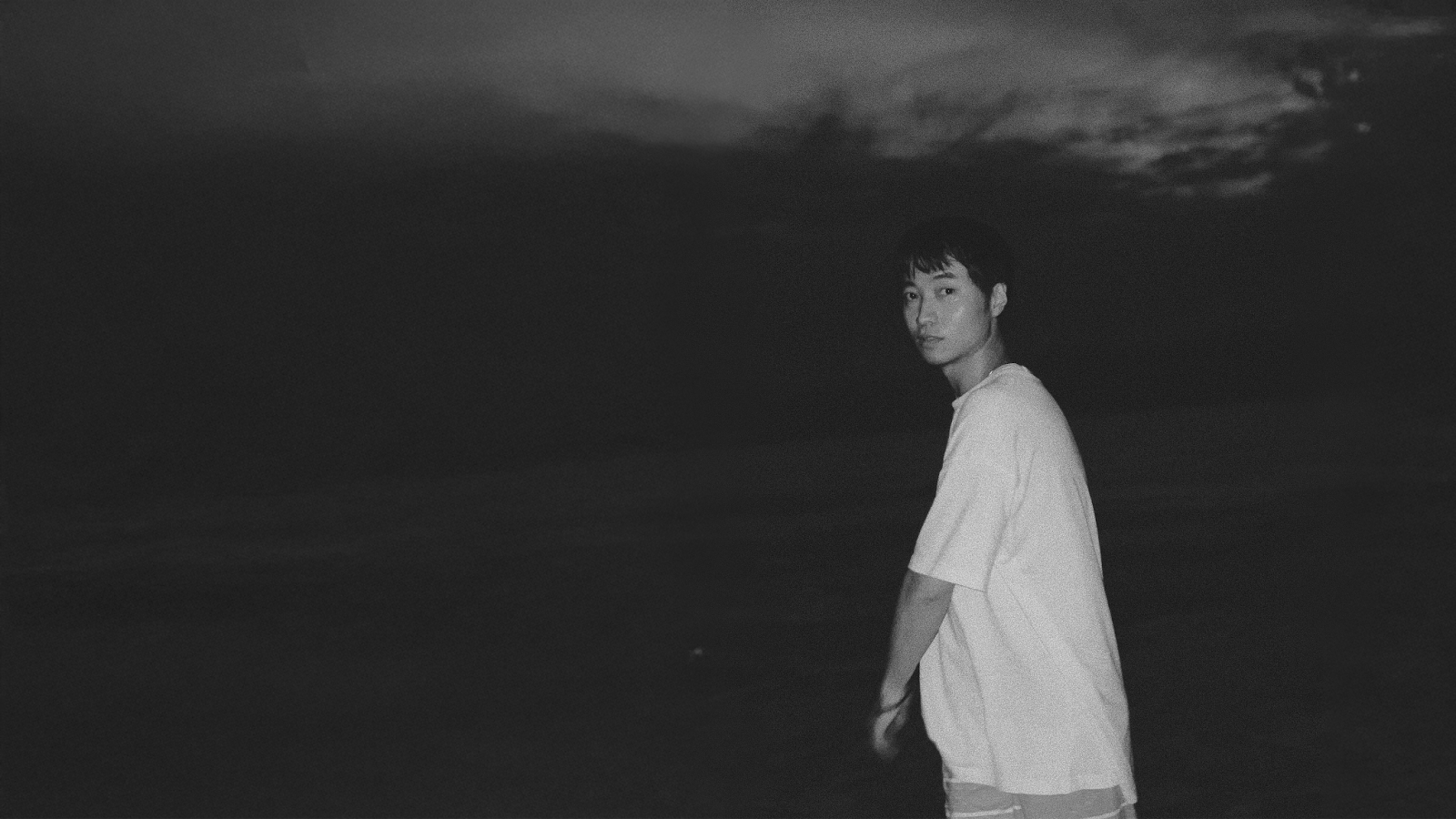 Leo (Liyue) Bai, 2D/3D Motion Designer and Digital Artist.