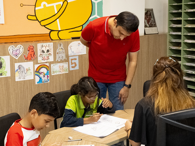 Manan mentoring children