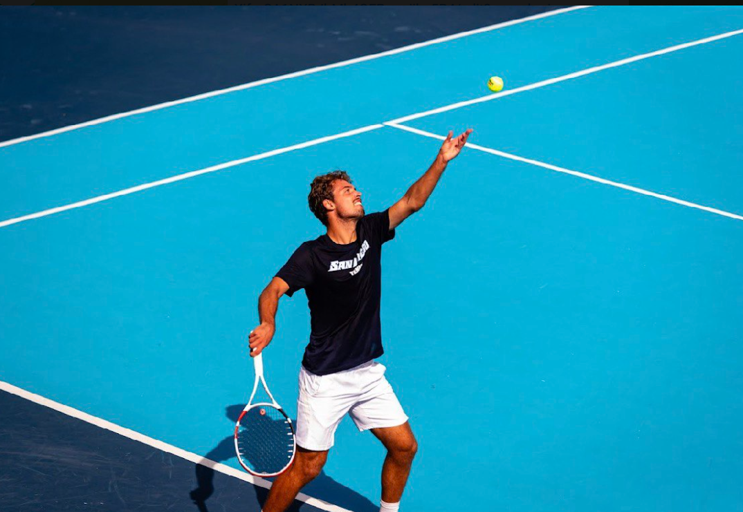 Savriyan Danilov on the court