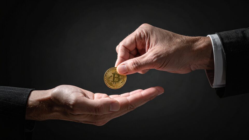 Why Cryptocurrency Is Becoming a Common Payment Method and Changing Everyday Purchases